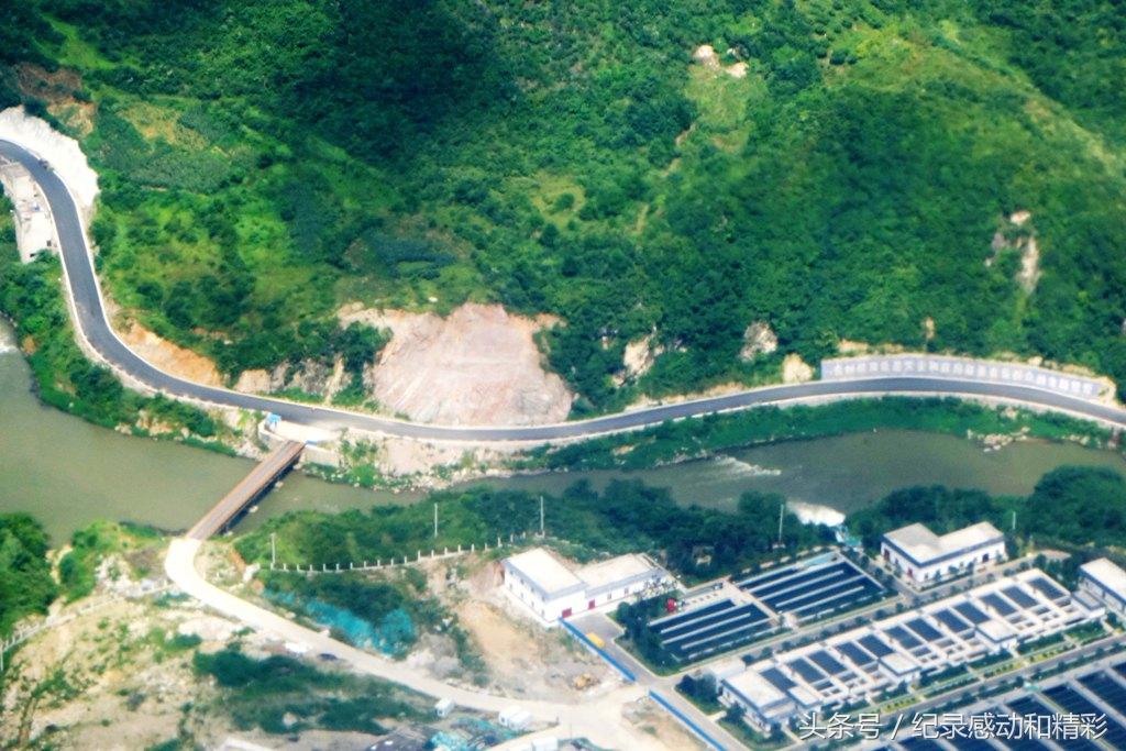 織普高速公路最新照片，展現(xiàn)現(xiàn)代化交通建設(shè)的壯麗景象