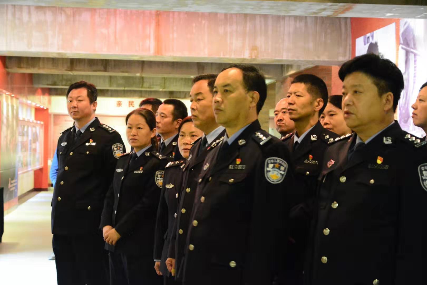 中信重工最新消息新聞，引領(lǐng)行業(yè)變革，打造智能制造新標桿